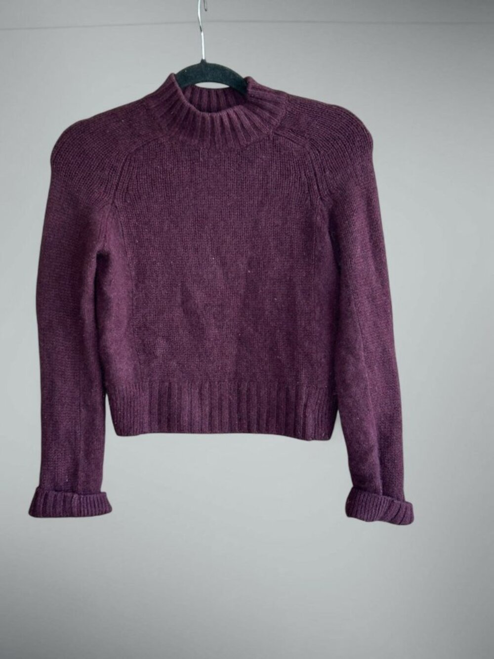 Vince 100% Cashmere Purple Plum Sweater Quiet Luxury Mock Neck Size XS